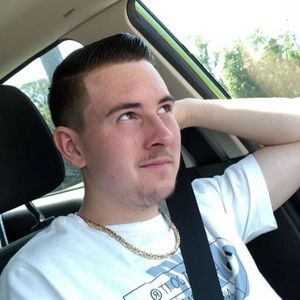 Meet your Posher, Jason